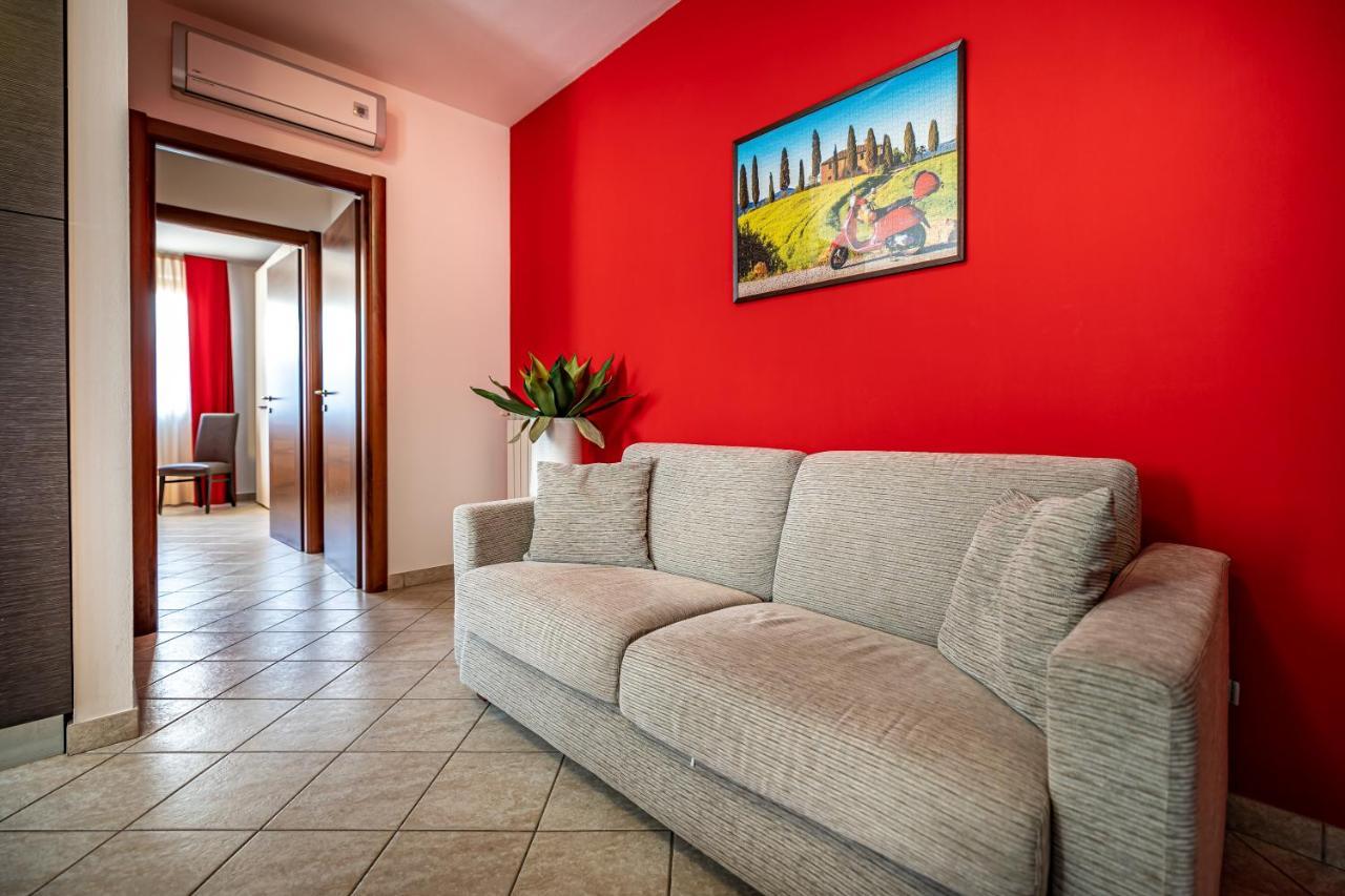 Residence Arianna Rosia Bagian luar foto