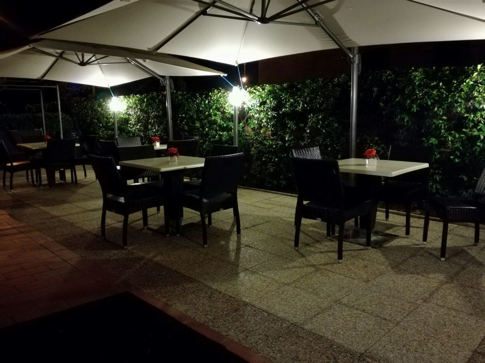 Residence Arianna Rosia Bagian luar foto